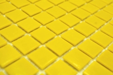 Campione a mano di mosaico di vetro giallo MOS200-A90_m