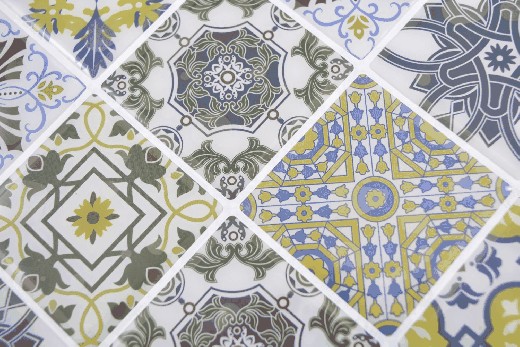 Campione a mano di quadretti vinilici di colore retrò per pareti a specchio MOSvinyl-retro_m