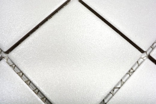 Campione a mano di piastrelle di mosaico in ceramica bianca MOS22-0102-R10_m