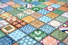 Piastrella di mosaico colorata dipinta a mano MOS18D-1616_m