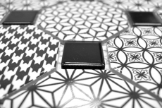 Mosaico dipinto a mano in ceramica ottagonale MISTO bianco lucido nero mosaico parete cucina MOSOcta-0301_m