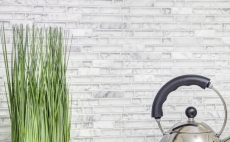 Mosaico di vetro mosaico di pietra naturale piastrelle bianco chiaro carrara look cava vetro piastrelle da parete cucina piastrelle bagno piastrelle WC - MOS87-V1311