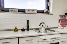 Mano modello mosaico piastrelle ceramica esagono bianco opaco parete doccia backsplash piastrelle da parete MOS11A-0111_m