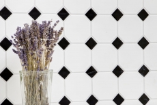 Piastrella di mosaico dipinta a mano in ceramica ottagonale bianca opaca nera lucida piastrella da parete per bagno MOSOcta-190_m