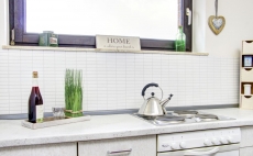 Piastrelle a mosaico decorate a mano in ceramica aste bianche lucide backsplash cucina MOS24-0102_m