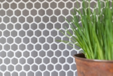 Mosaico dipinto a mano ECO Recycling GLAS Smalto esagonale grigio-marrone opaco MOS140-HX15G_m