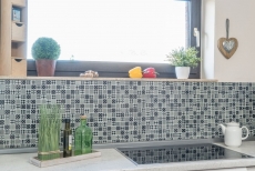 Mosaico vintage retrò dipinto a mano Mosaico di vetro bianco traslucido Cristallo ottico nero MOS88-8OP5_m