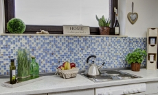 Piastrella di mosaico dipinta a mano Backsplash di piastrelle Blu traslucido Mosaico di vetro Crystal shell blue MOS82B-0104_m