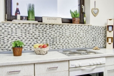 Piastrella di mosaico dipinta a mano Backsplash traslucido grigio-verde Mosaico in vetro mattone Pietra di cristallo grigio-verde MOS87-B1152_m