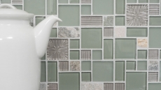 Piastrella di mosaico dipinta a mano Backsplash di piastrelle Grigio traslucido Combinazione di mosaico di vetro Pietra di cristallo chiara grigio opaco MOS88-MC669_m