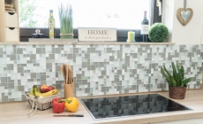 Piastrella di mosaico dipinta a mano Backsplash di piastrelle Traslucido bianco grigio Combinazione di mosaico di vetro Pietra di cristallo bianco grigio bianco opaco MOS88-MC659_m