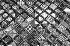 Piastrella di mosaico dipinta a mano Backsplash di piastrelle Traslucido bianco argento nero Mosaico di vetro Pietra di cristallo bianco argento nero struttura MOS92-Z02EU_m