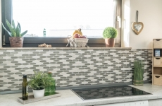 Piastrella di mosaico decorata a mano Backsplash di piastrelle Grigio traslucido Forma di barca Mosaico di vetro Pietra di cristallo grigio MOS85-BM59_m