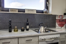 Piastrelle di mosaico ceramica esagono nero lucido piastrelle da parete bagno MOS11A-0302_f | 10 tappetini a mosaico