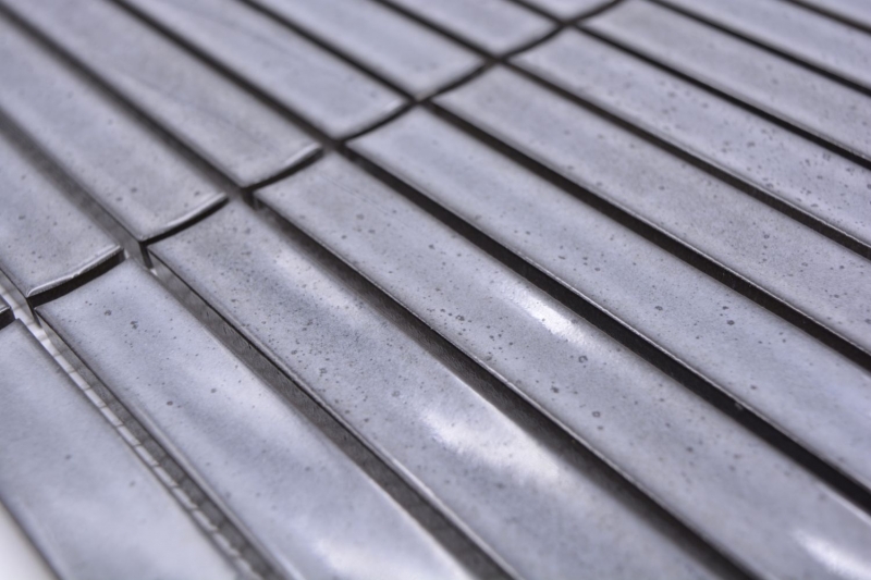Mosaico Rod in ceramica grigio screziato lucido per bagno MOS24-CS26
