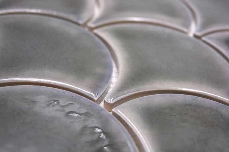 Piastrella di ceramica a ventaglio a squame di pesce tinta unita grigio scuro stile ghiaccio screpolato MOS13-FS7