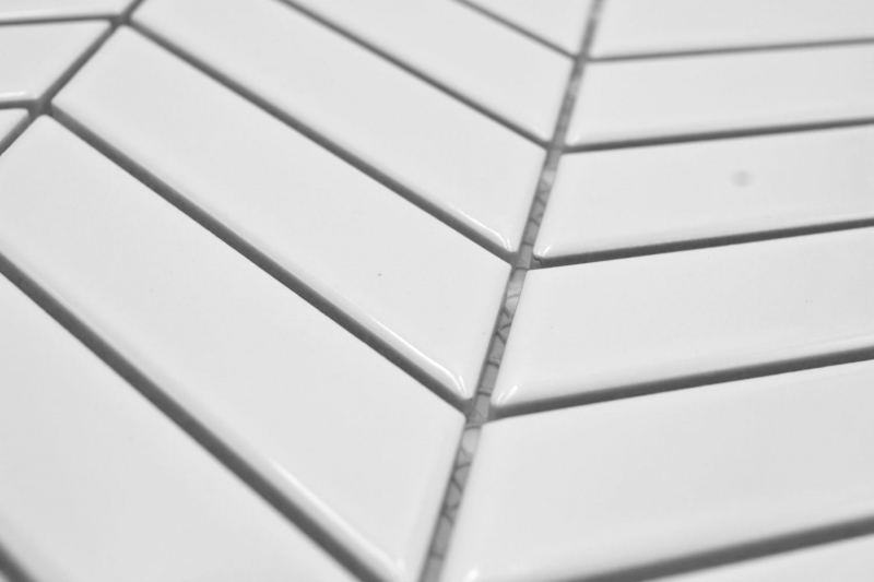 Mosaico ceramico dipinto a mano a spina di pesce uni bianco lucido MOS24-EV31_m