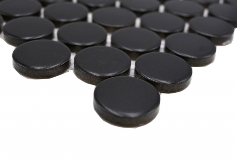 Piastrella di ceramica a mosaico decorata a mano Button Loop Penny Round tinta unita nero opaco MOS10-0311GR_m