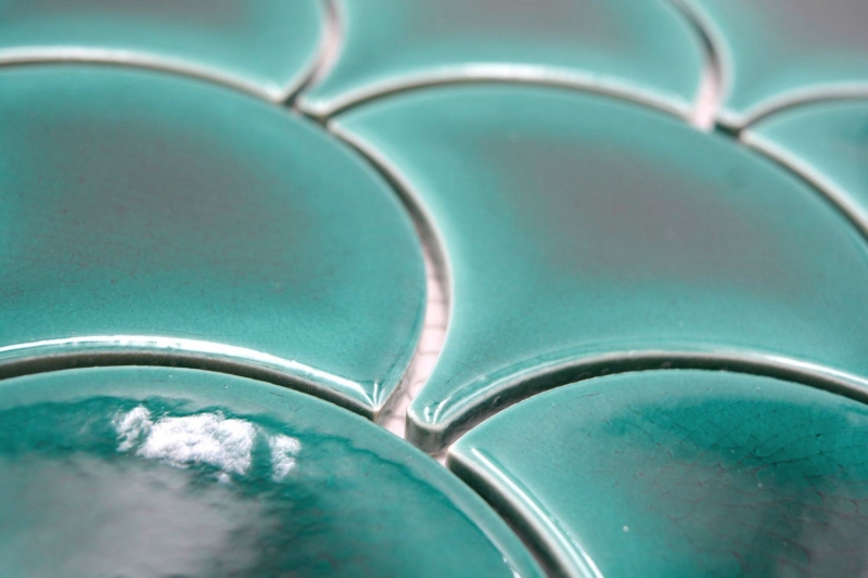 Piastrella di ceramica dipinta a mano a ventaglio a squame di pesce tinta unita verde scuro stile ghiaccio screpolato MOS13-FS5_m