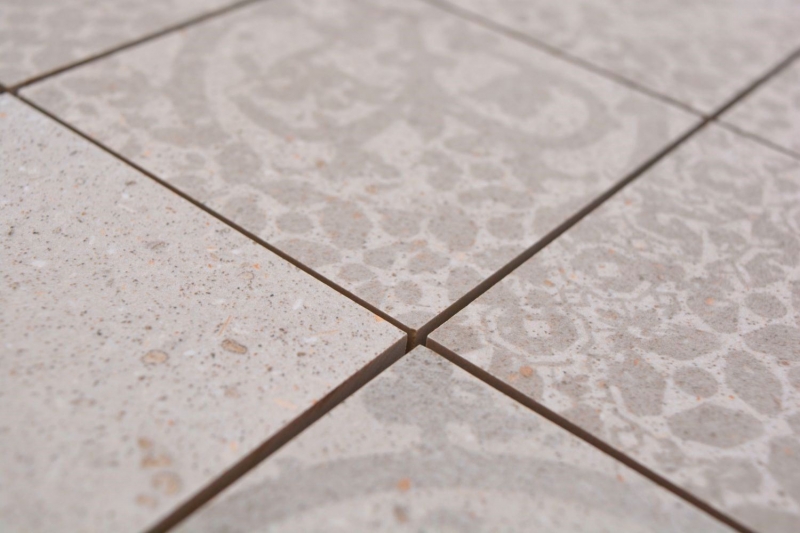 Mosaico ceramico dipinto a mano in gres porcellanato grigio chiaro fantasia beige MOS23-B5_m