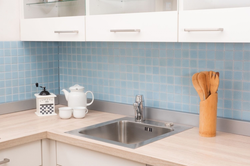 Piastrella di ceramica a mosaico azzurro ghiaccio BAGNO piastrelle piscina backsplash cucina MOS16-0402
