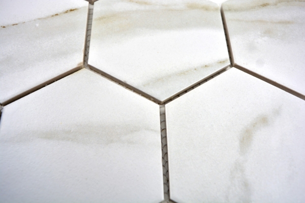 Piastrella di mosaico decorata a mano in ceramica esagonale bianca calacatta piastrella da parete per bagno MOS11F-0112_m