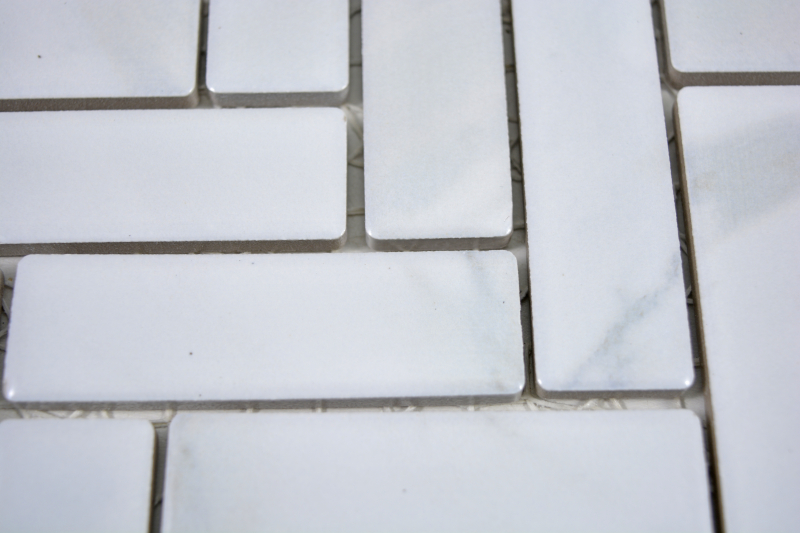 Mosaico dipinto a mano in ceramica effetto pietra a spina di pesce backsplash di piastrelle bianche cucina MOS24-SO10_m