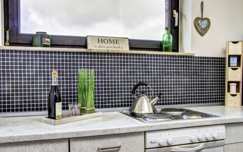 Piastrelle di ceramica a mosaico nero opaco Backsplash cucina MOS18D-0311