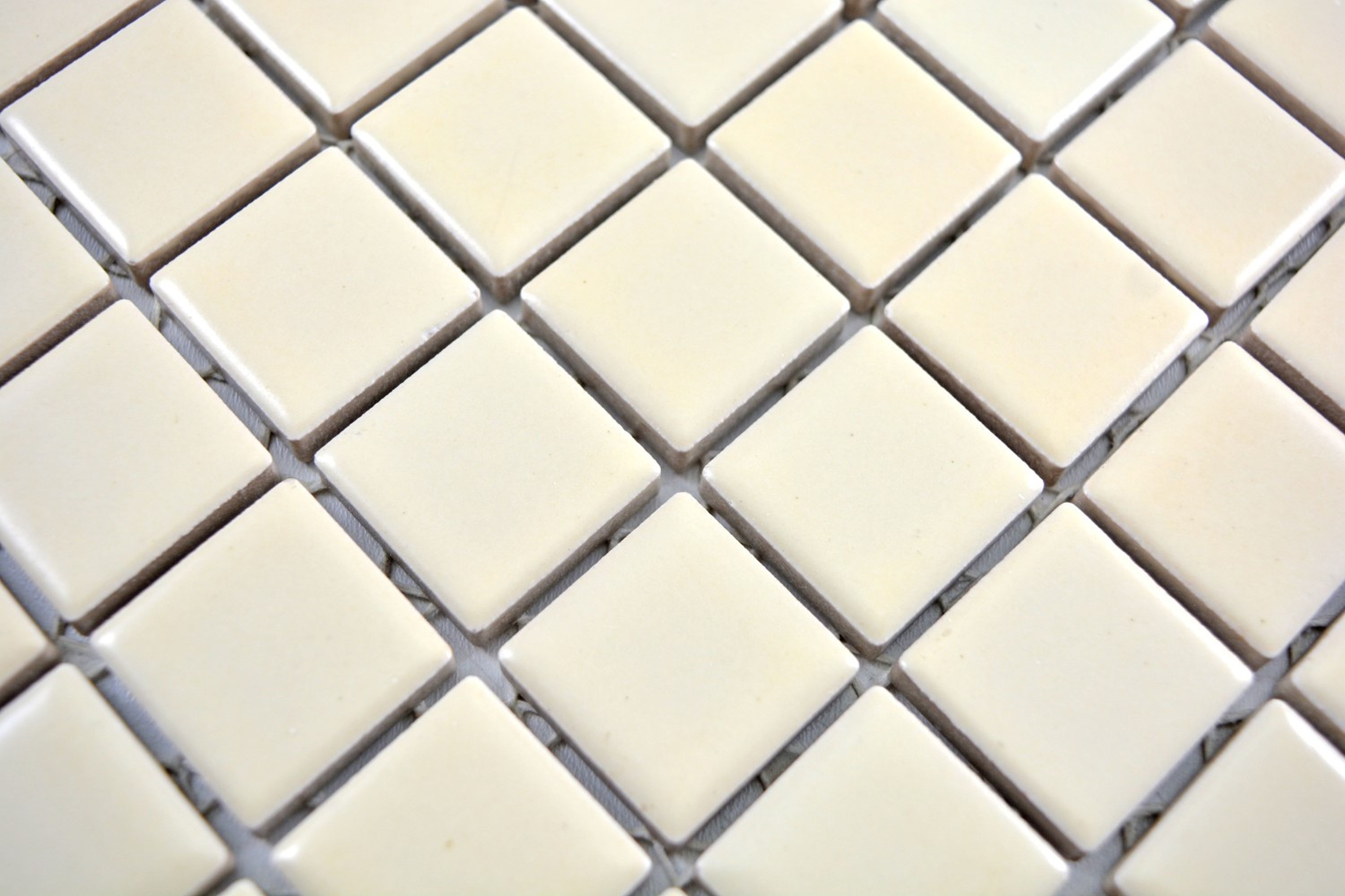 Piastrella di mosaico dipinta a mano magnolia beige lucido backsplash in ceramica MOS18D-1902_m