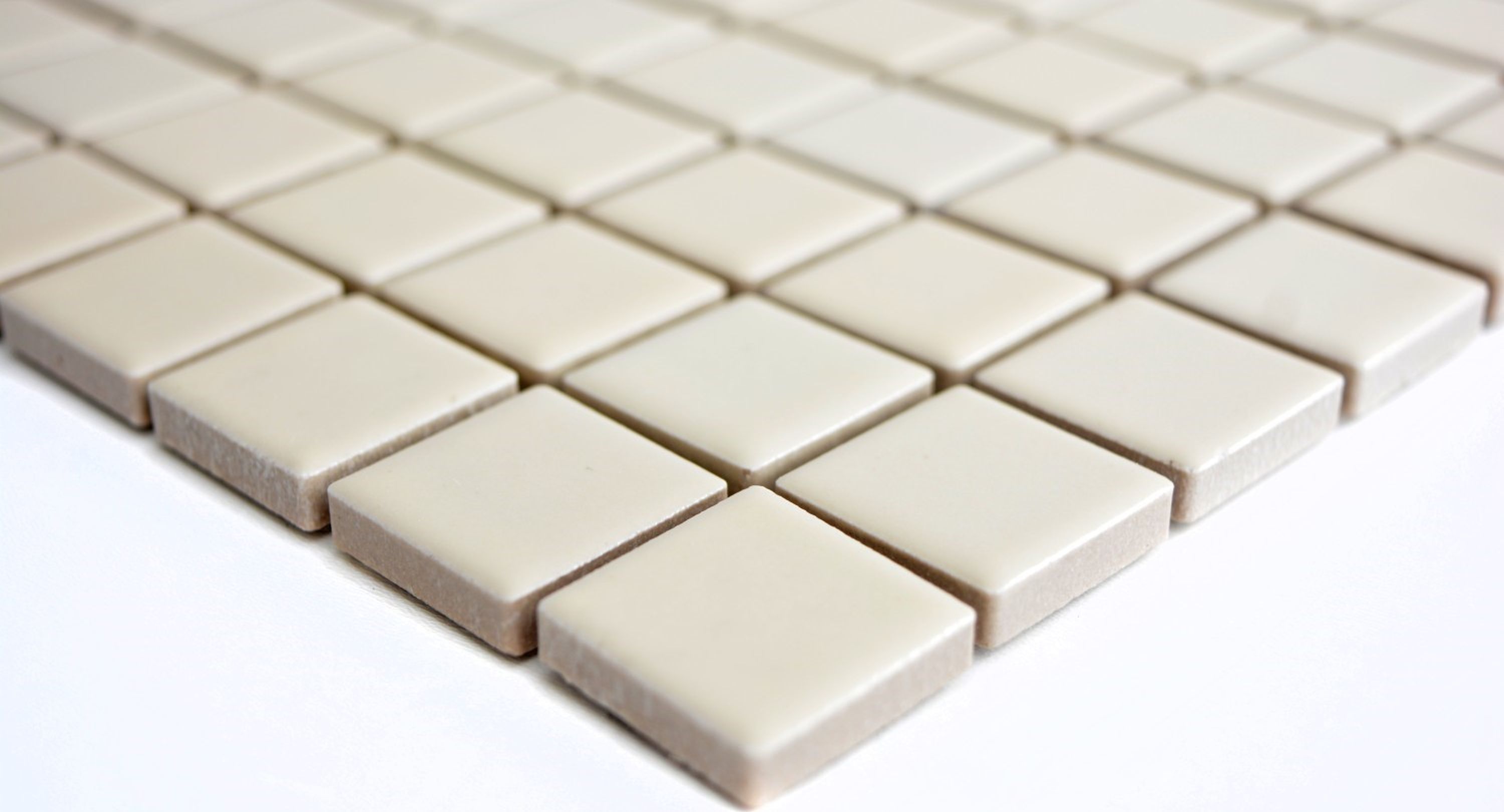 Piastrella di mosaico dipinta a mano magnolia beige lucido backsplash in ceramica MOS18D-1902_m