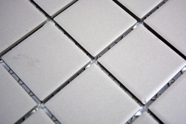 Piastrella di mosaico dipinta a mano in ceramica grigio chiaro non smaltata per lalzatina della cucina MOS14-1202_m