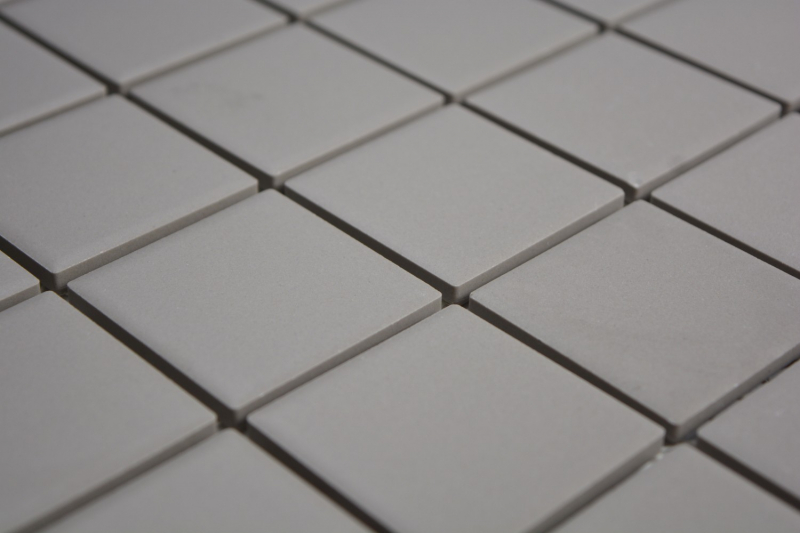 Piastrella di mosaico dipinta a mano in ceramica grigio chiaro non smaltata per lalzatina della cucina MOS14-1202_m