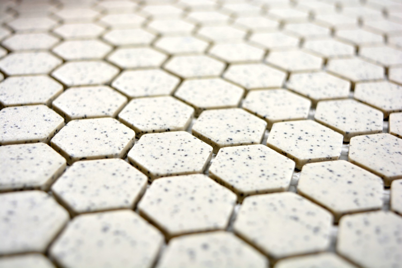 Piastrella di mosaico decorata a mano in ceramica bianco crema esagono screziato non smaltato MOS11A-0103-R10_m