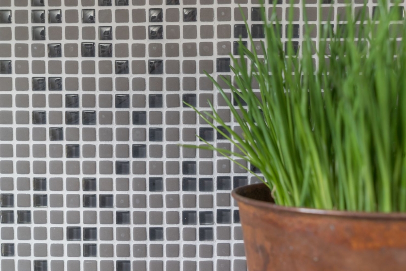 Mosaico di vetro Rivestimento sostenibile Piastrella Recycling Smalto grigio-marrone opaco MOS140-05G