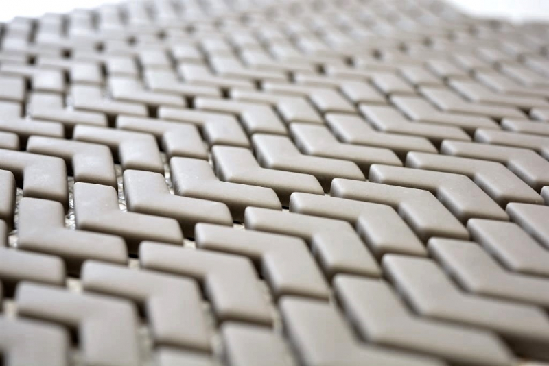 Piastrella di mosaico dipinta a mano ECO Recycling GLASS A spina di pesce Smalto crema opaco MOS140-HB33C_m