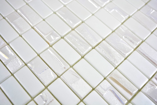 Mosaico di vetro Rivestimento sostenibile Rettangolo riciclato bianco antico metallizzato 3D MOS355-01