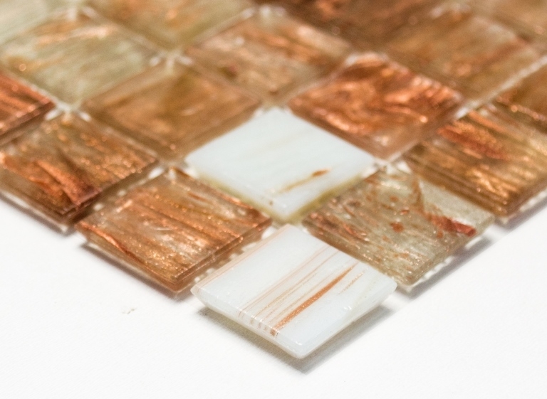 Mosaico di vetro Piastrelle di mosaico bianco marrone bronzo Alzatina per doccia Schienale di piastrelle MOS54-1302