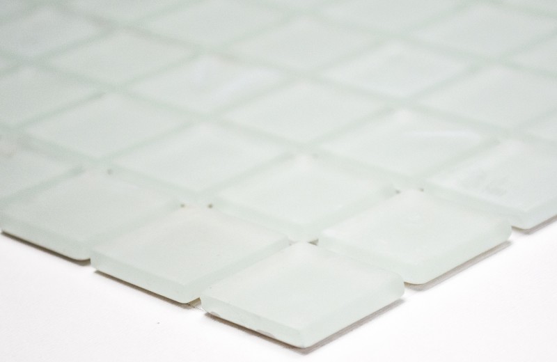 Piastrella di mosaico in vetro bianco latte con sfumatura verde Mosaico di vetro opaco smerigliato Tappetino di mosaico MOS60-0111
