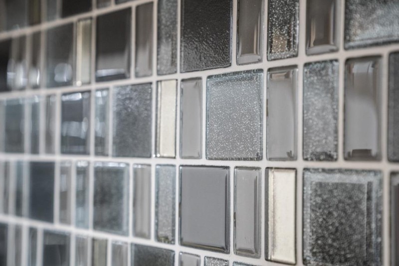 Piastrelle di mosaico di vetro Backsplash di piastrelle grigio crema antracite combinato iridescente MOS68-0213G