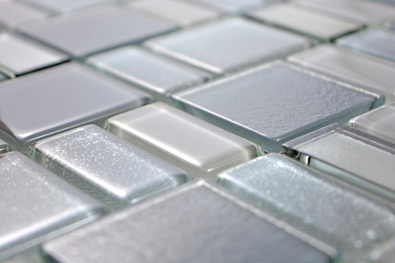 Piastrella di mosaico modellata a mano Combinazione di grigio traslucido e grigio cangiante MOS68-0213G_m