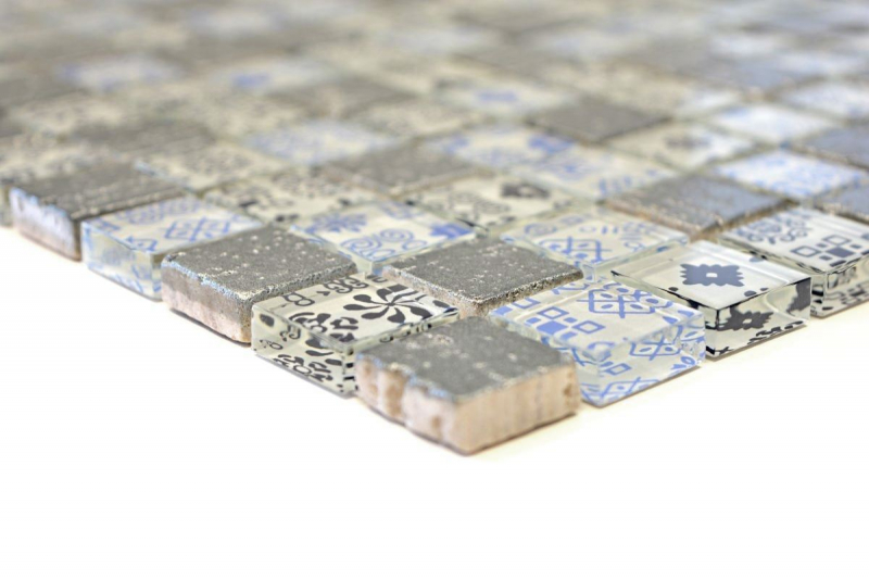 Piastrella di mosaico dipinta a mano Backsplash di piastrelle Mosaico di vetro traslucido blu nero Resina di cristallo Blu ottico nero argento MOS83-CB07_m