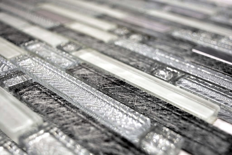 Piastrella di mosaico campione a mano Piastrella specchio traslucido acciaio inox chiaro grigio argento mosaico di vetro composito Acciaio cristallo chiaro grigio argento MOS87-MV698_m