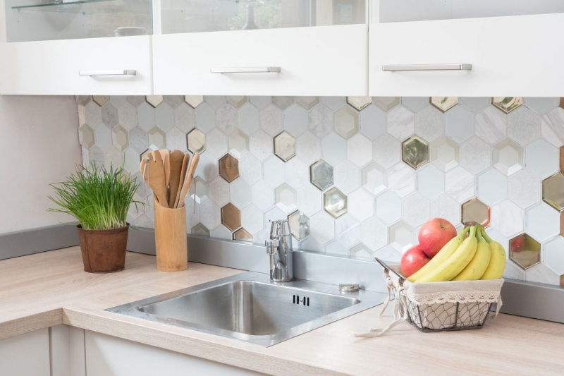 Mosaico di vetro esagonale in pietra naturale piastrelle di marmo bianco specchio vetro piastrelle splashback muro cucina - MOS11E-66