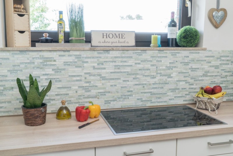 Mosaico di vetro in pietra naturale tessere di mosaico crema bianco verdognolo con riflessi Rivestimento cucina bagno WC - MOS87-MV738