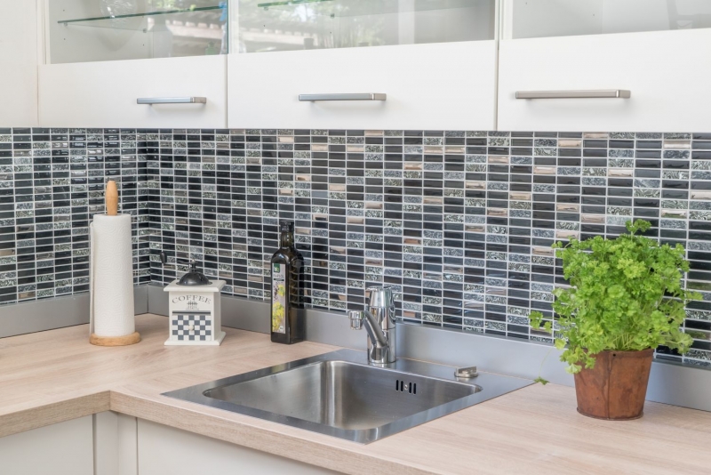 Tessere rettangolari in vetro mosaico aste argento grigio nero antracite pietra naturale alzatina cucina bagno WC - MOS87-SM88