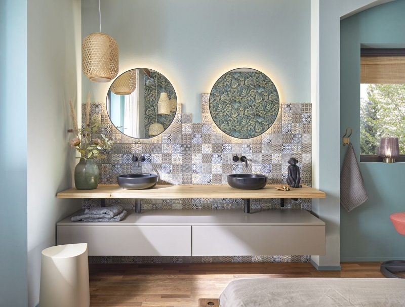 Mosaico vintage dipinto a mano in ceramica crema blu arancio grigio opaco MOS22B-1406_m