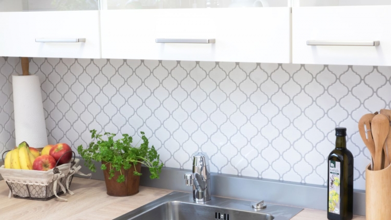 Mosaico vintage dipinto a mano in ceramica fiorentina bianca lucida MOS13-1WG_m