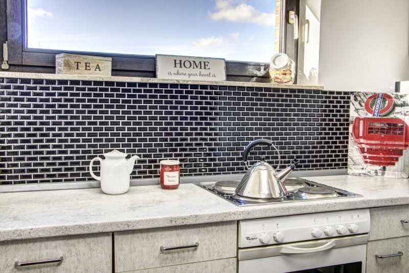 Campione a mano Mini Metro Subway mosaico piastrelle ceramica nero backsplash cucina MOS26-0302_m