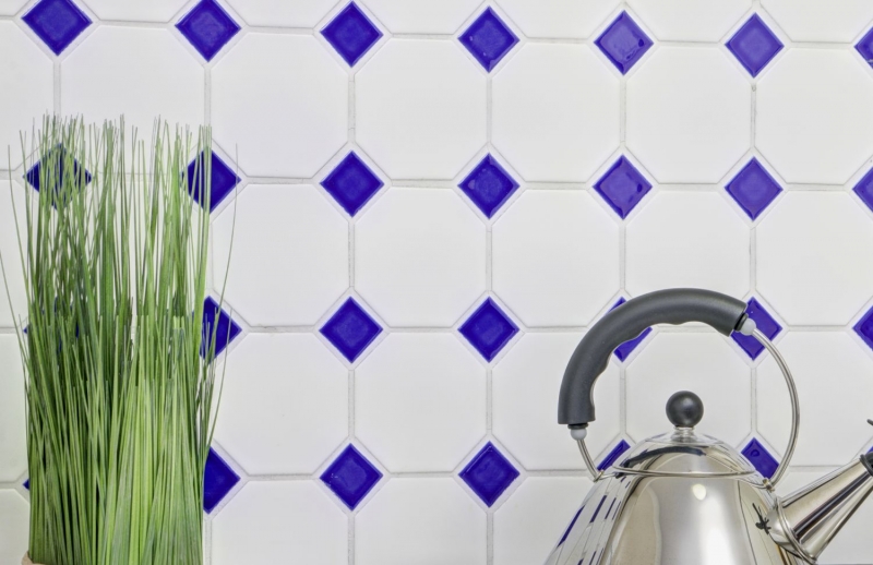 Mosaico dipinto a mano in ceramica ottagonale bianco opaco blu cobalto lucido MOSOcta-180_m