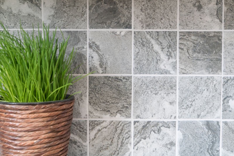 Piastrella di mosaico dipinta a mano in ceramica effetto pietra texture grigio backsplash cucina MOS22-HWA9GY_m